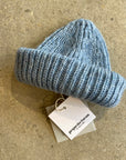 Pequeno tocon - 7024 - chunky wool beanie - light blue