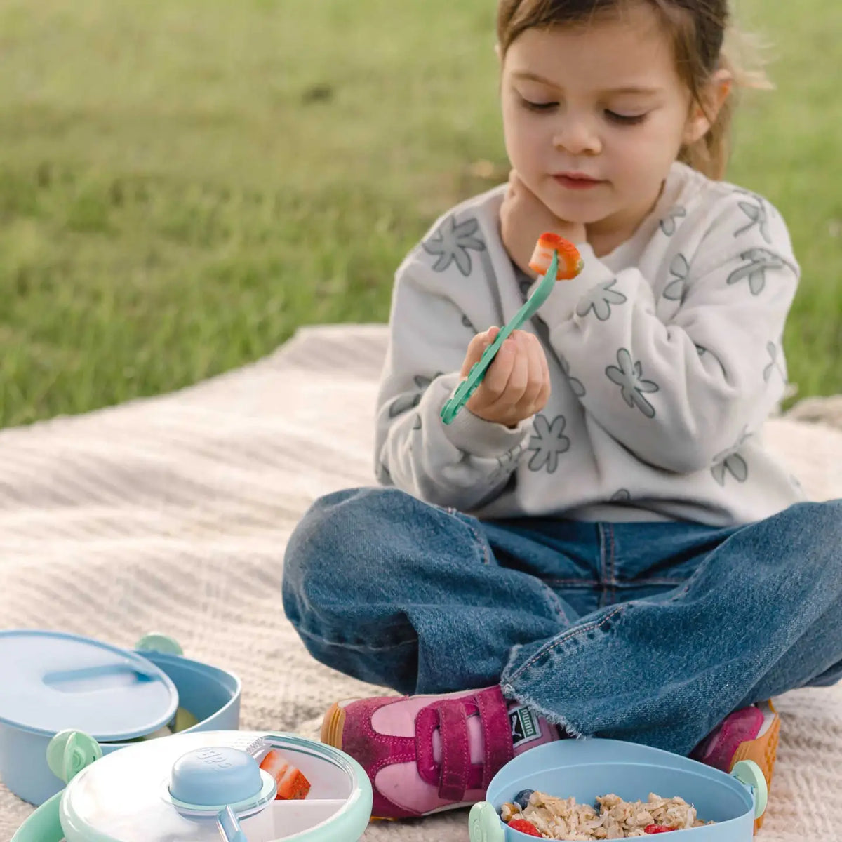 Gobe - On-The-Go Lunchstack with Snack Spinner - twinberry