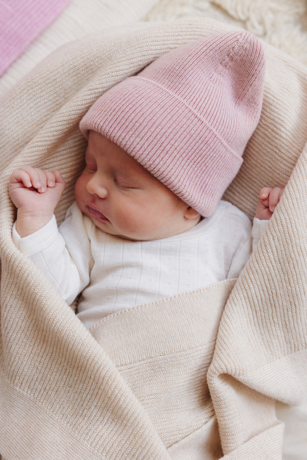 Hvid - Fonzie - Beanie - newborn - 0-6M