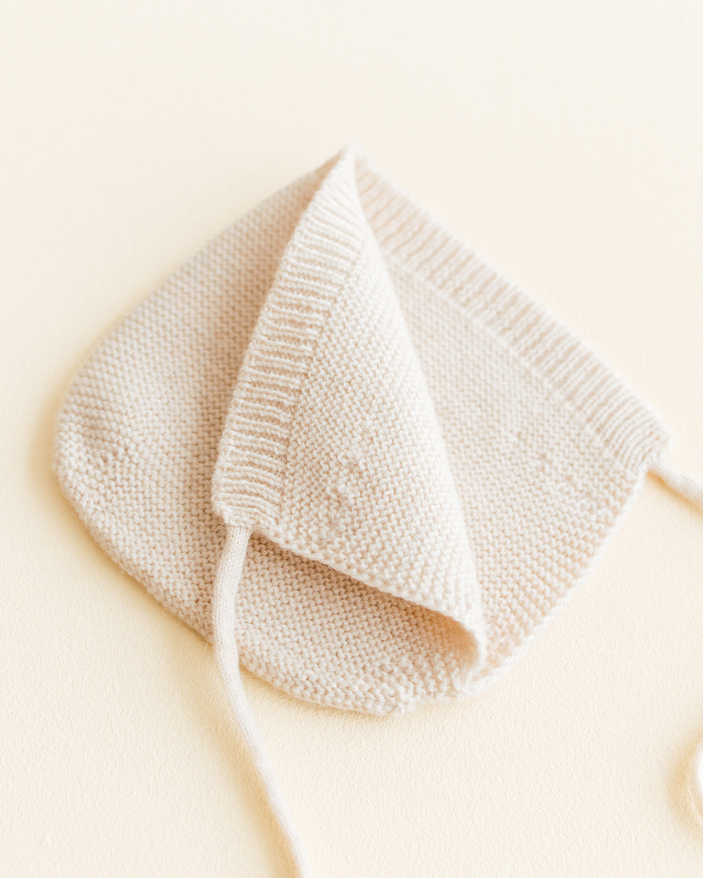 HVID - newborn bonnet - cream