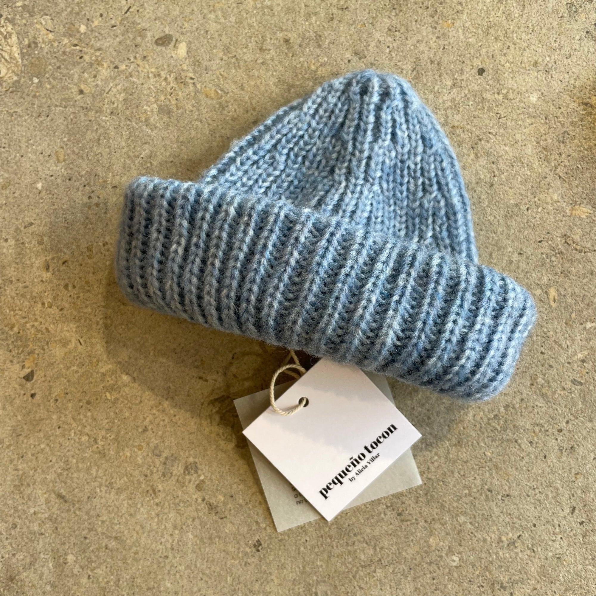 Pequeno tocon - 7024 - chunky wool beanie - light blue