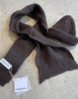 Pequeno tocon - 5017 - soft wool baby scarf - brown