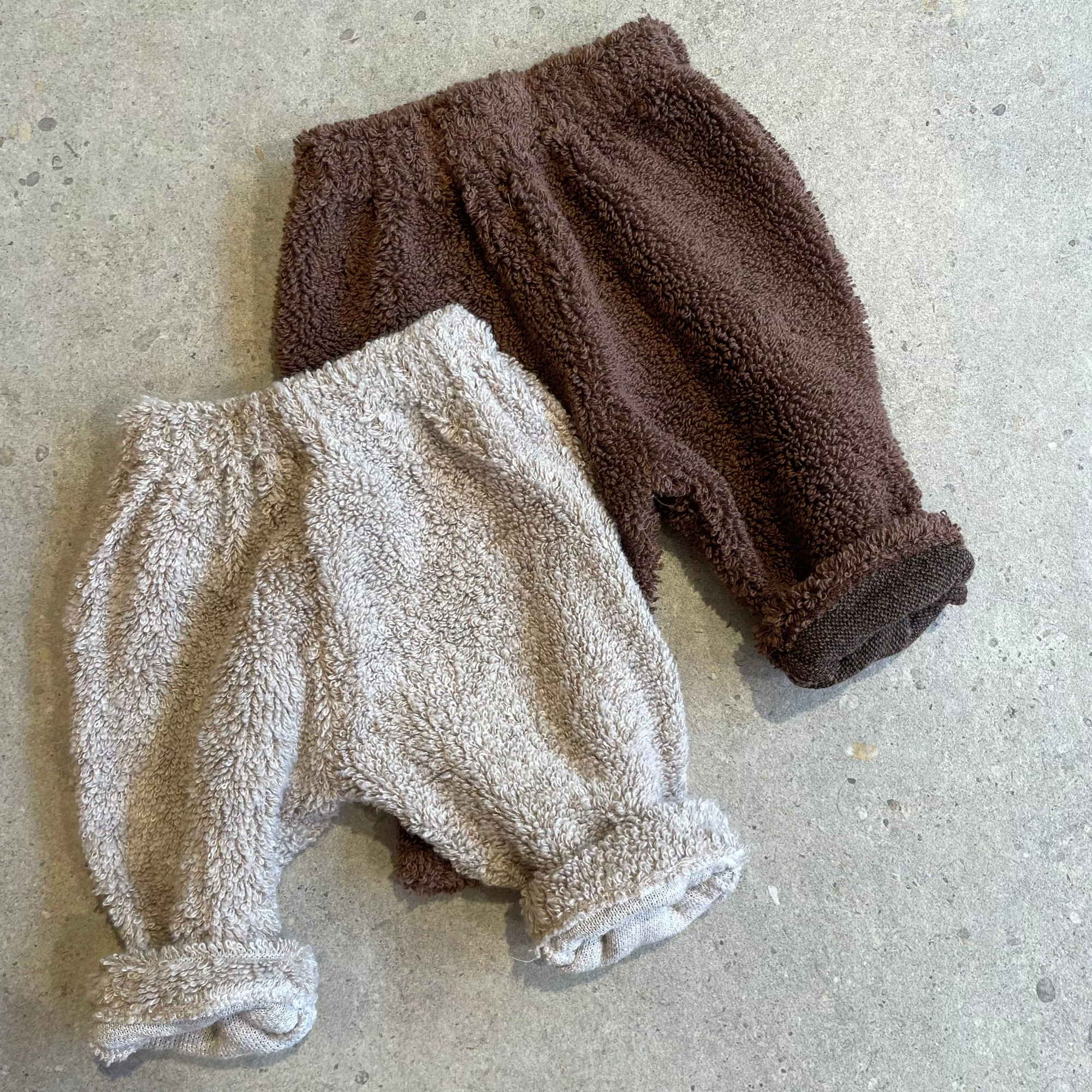 Pequeno tocon - 6061 - soft teddy trousers - brown