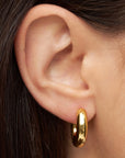 lulu copenhagen - gold plated non hoops earrings - 2pcs