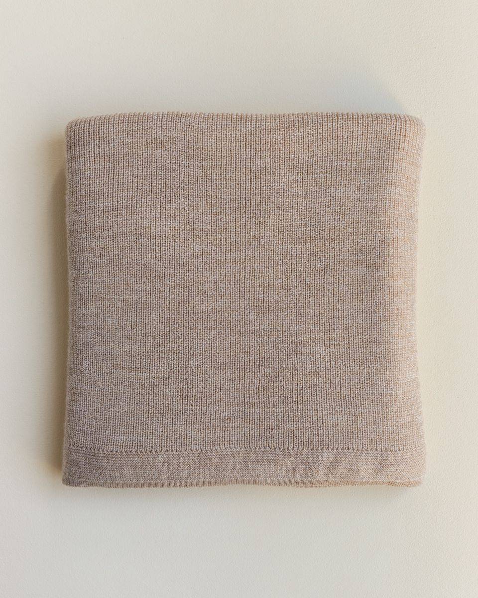 Hvid - Blanket - felix - sand - Hyggekids