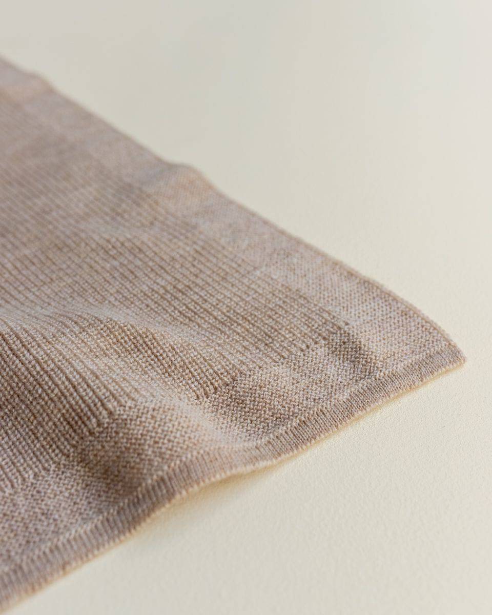 Hvid - Blanket - felix - sand - Hyggekids
